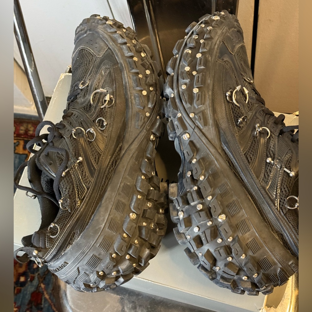 BALENCIAGA Men's Bouncer Screw Sneakers with Piercings Size 47/14 - Picture 7 of 14